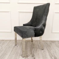 Arlo Velvet Dining Chair – Timeless Glamour with a Statement Back